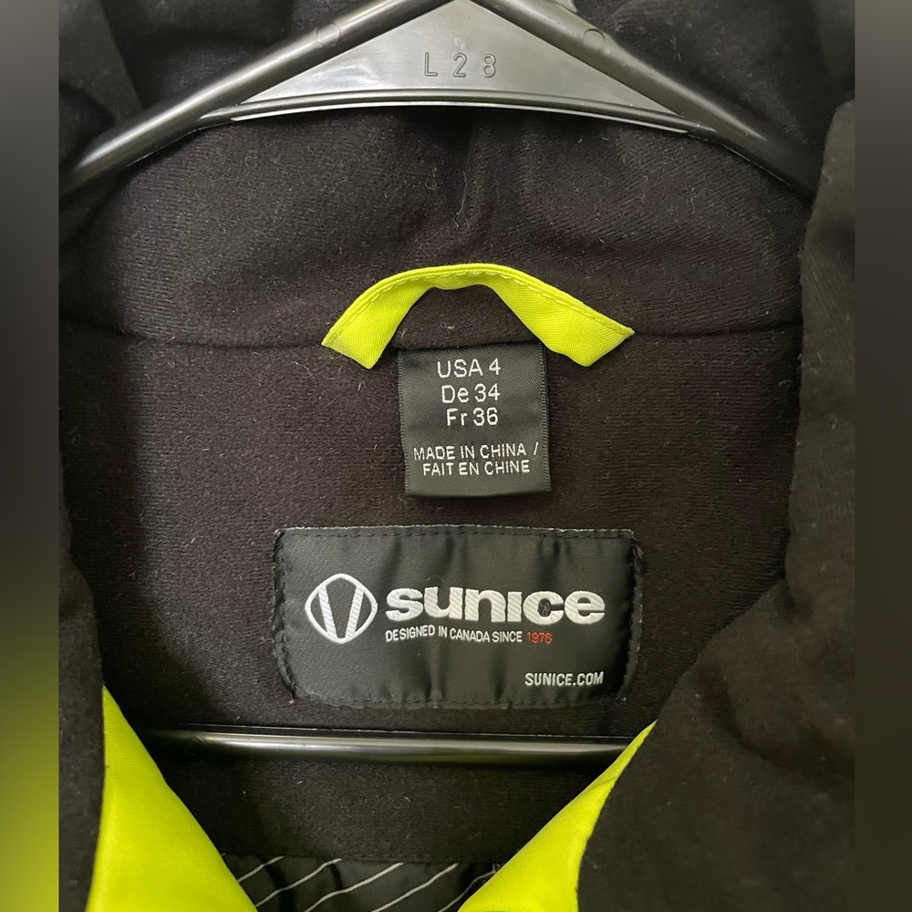 Sunice Ski Jacket - image 3